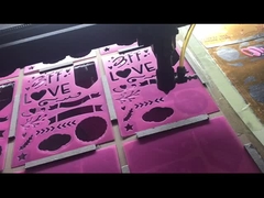 Лазер cutiing на каменной бумаге